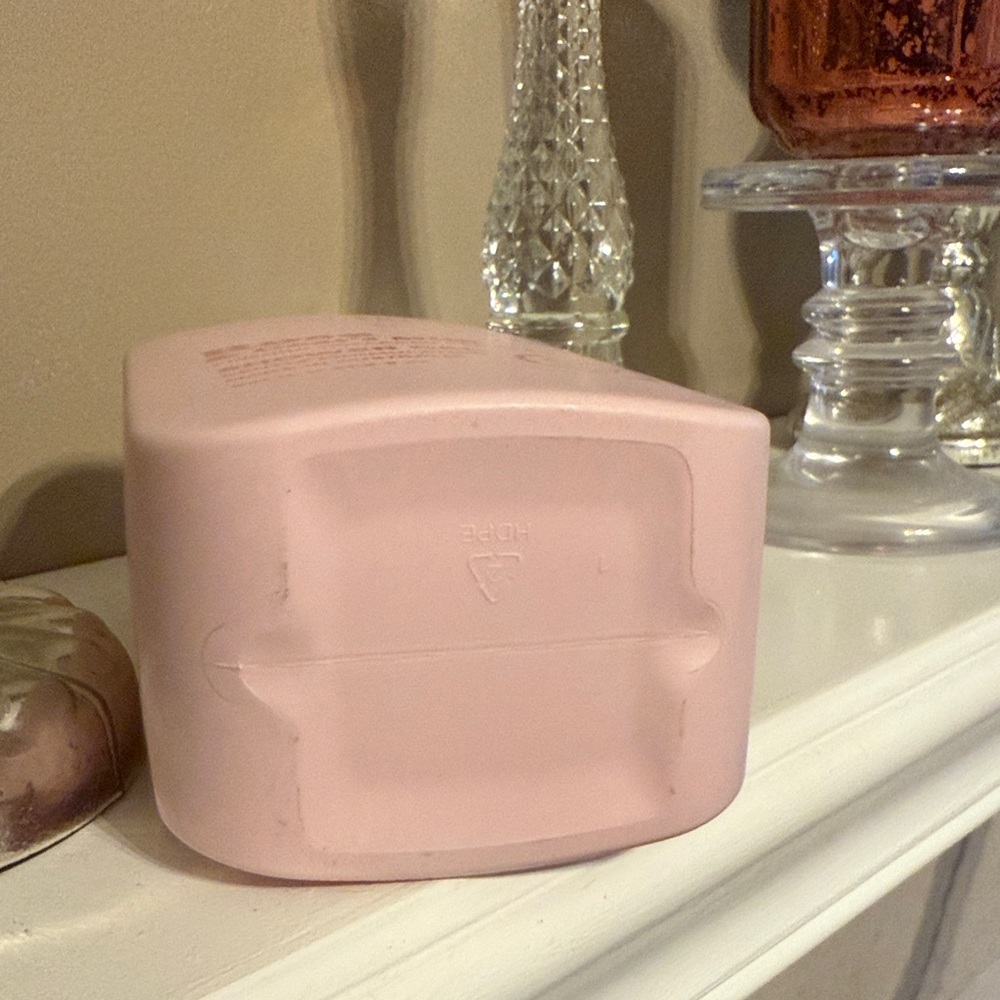 Organik Botanik Australia Rose & Goat's Milk Shower Gel 33.8 fl oz - Picture 5 of 6